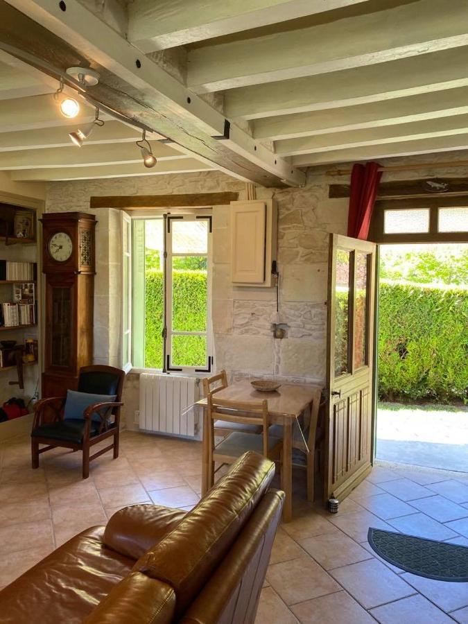 Petite Maison Au Bord Du Canal, 8' Zoo De Beauval, Pmr ノワイェ・シュル・シェール エクステリア 写真